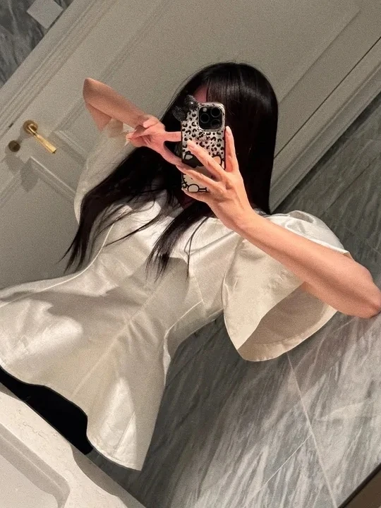 

Chic Faionable Slim Fit Bubble Sve irt Women's ort Sve Court Sle Top Quali Lightweight Summer Blouse