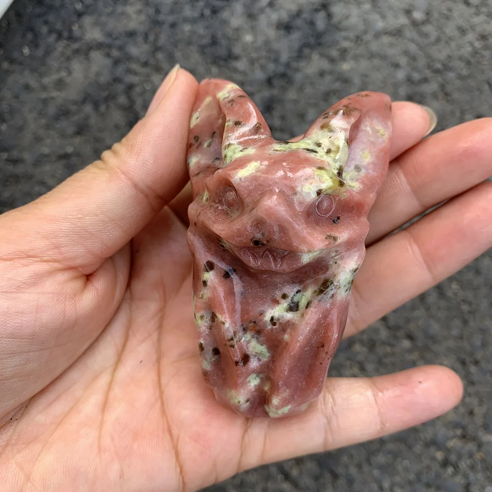 Custom Handcrafted Natural Peach Blossom Stone Bat Figurine - 8cm Detailed Gemstone Vampire Bat Statue Collectible Home Decor