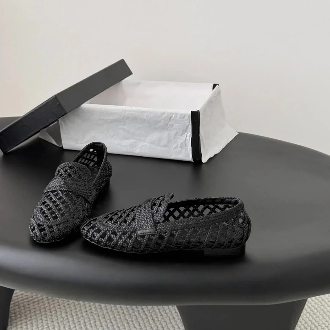 Les nouvelles ballerines tissées pour femmes printemps-automne sont plates et confortables, au style sableux et à une ouverture peu profonde.