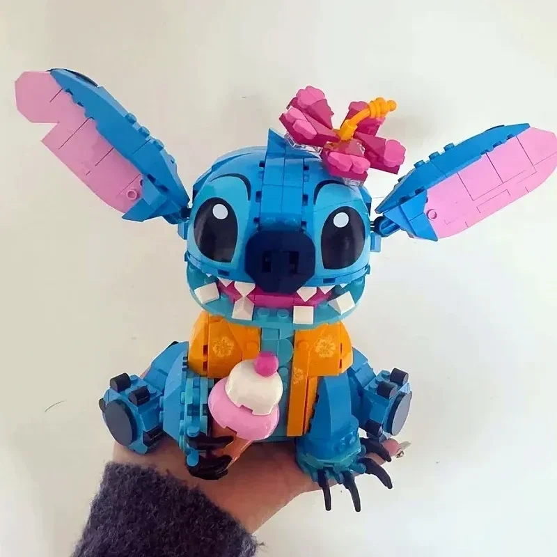 Disney High Quality 43249 Stitch Building Blocks Assembly Toy   Action Figure Model Gifts Puzzle Assembly Toy Collectible Gifts