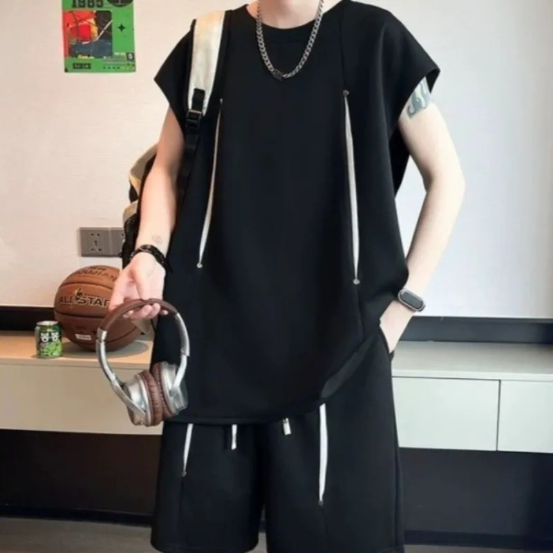 

Men's Summer Thin Sleeveless T-shirt Set Two Piece Oversized Versatile Sports Casual Outfit for Teenage Students