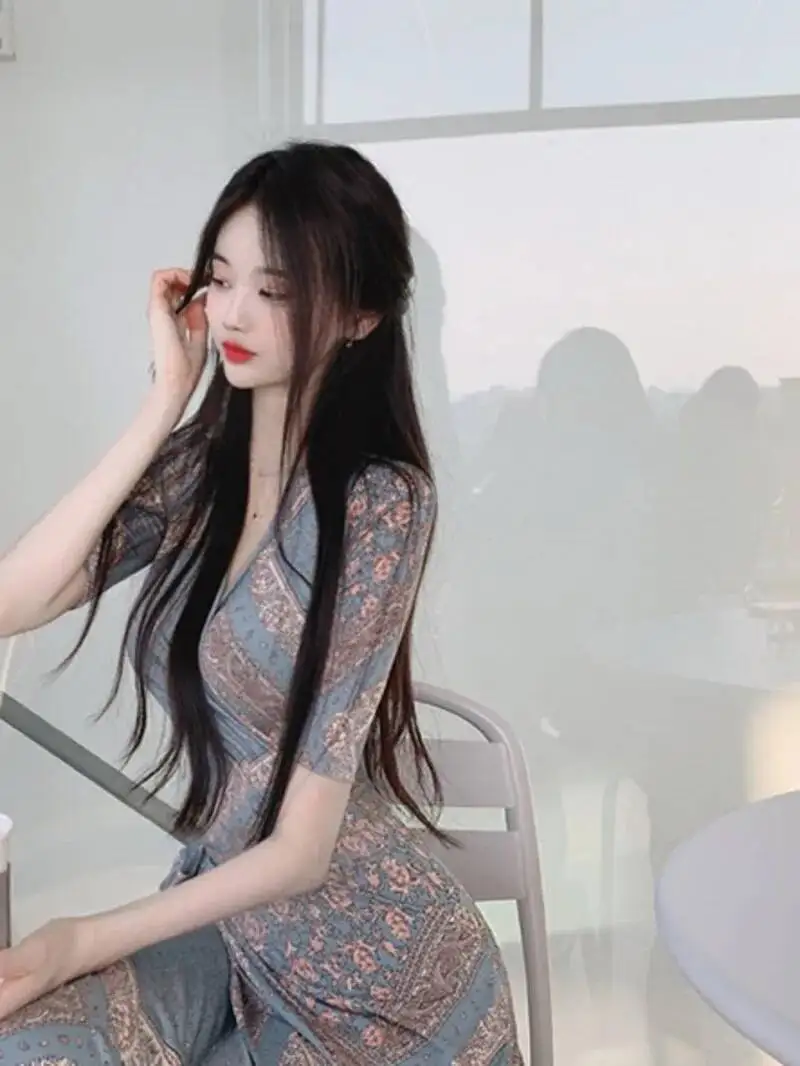 NOVEDAD DE VERANO 2021, versión coreana, vestido de manga corta con estampado Retro y cuello en V para mujer, vestido largo con cordones y cintura ceñida, vestido largo con abertura delgada A3VA