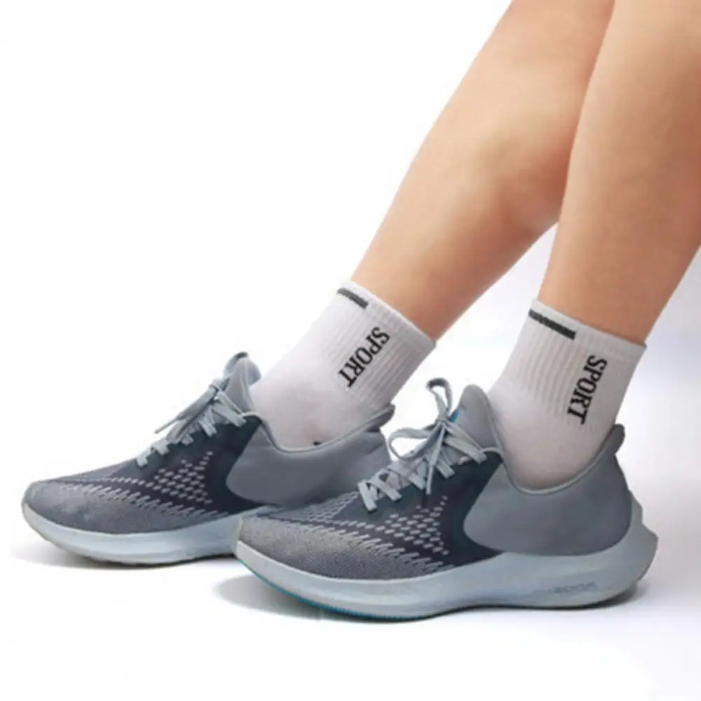 5 Pairs Summer Outdoor Running Casual Socks Sweat Absorption Basketball Football Sports Socks Letter Printed Mid-Tube Soft Socks