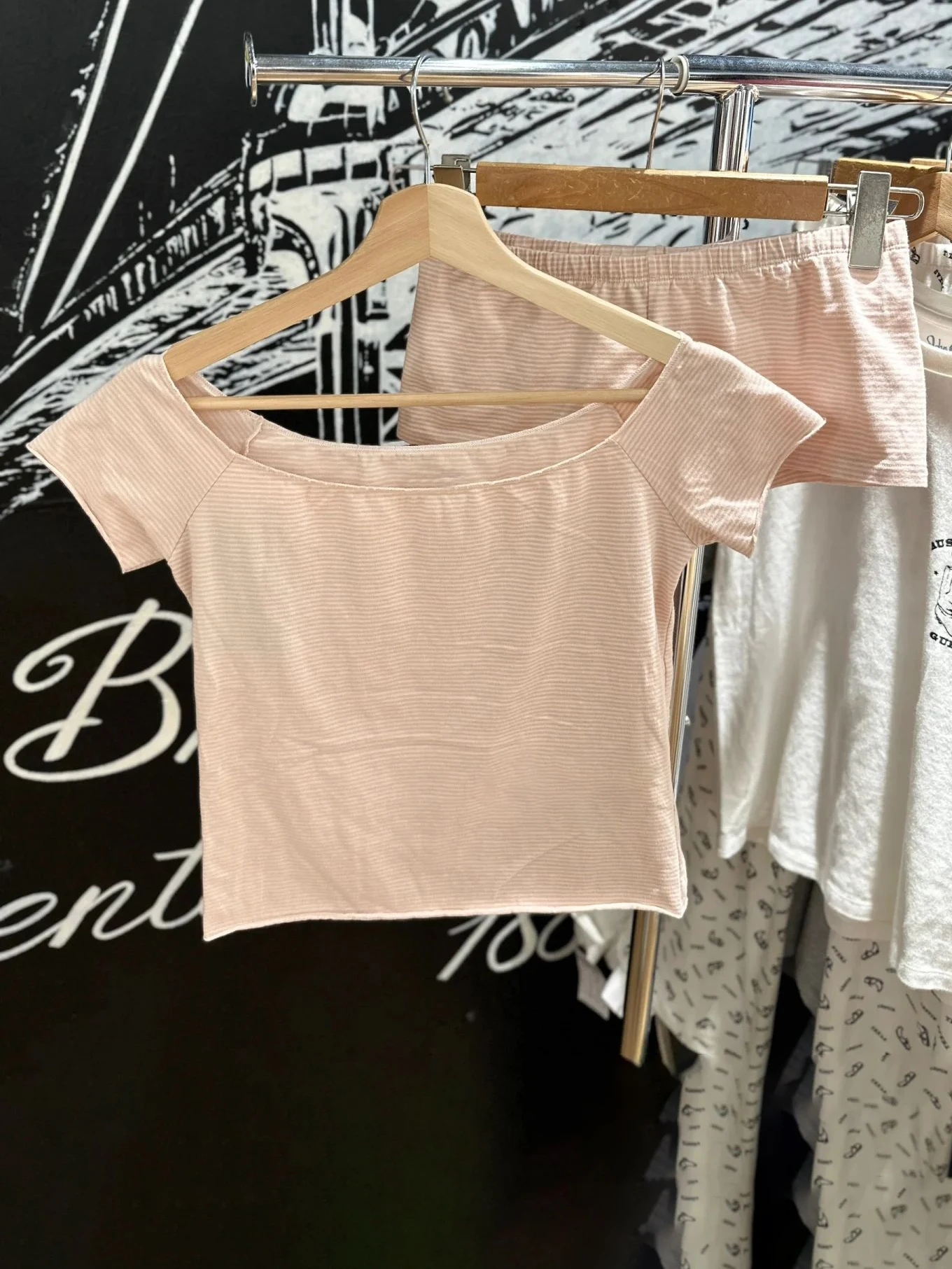 

New Pink Striped T-shirt Shorts Set Woman Slash Neck Slim Crop Top+Elastic Waist Straight Sweatshorts Cotton Sweet 2 Piece Sets