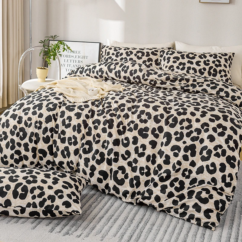 3pcs Leopard Print Duvet Cover Set (1*Duvet Cover + 2*Pillowcase, Without Core), Features A Sexy And Attractive Leopard Print De