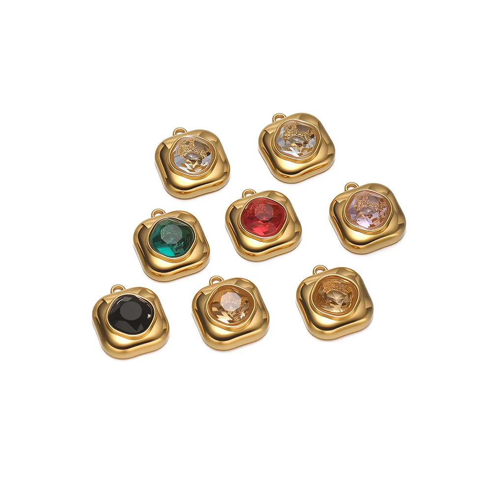 4 Stück vergoldete, abgerundete, quadratische Anhänger aus Edelstahl mit Zirkonia für die Herstellung von Schmuck, Halsketten, Armbändern und Ohrringen. – Detail 2