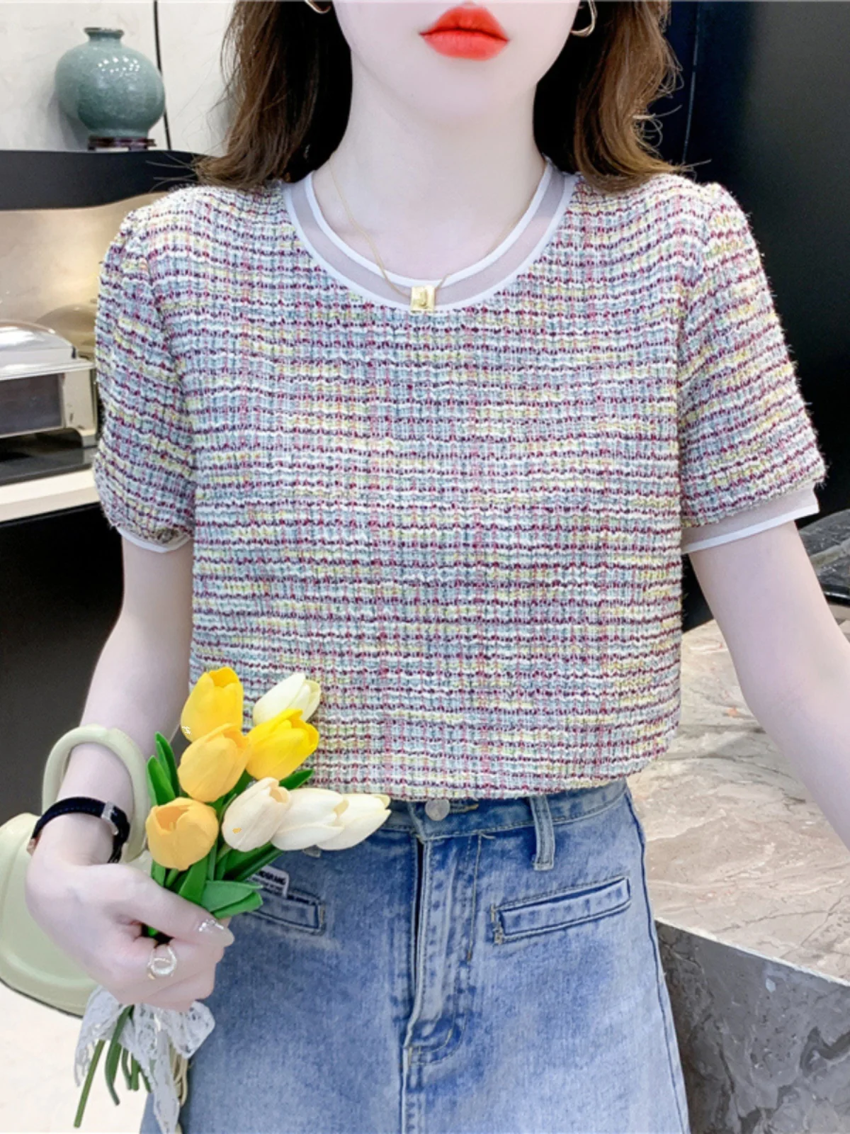 

Summer New Sle Women's round Ne ort Sve T-irt Luxury Coarse Tweed Fabric Slim Fit Bubble Sve Agel Ladies Top