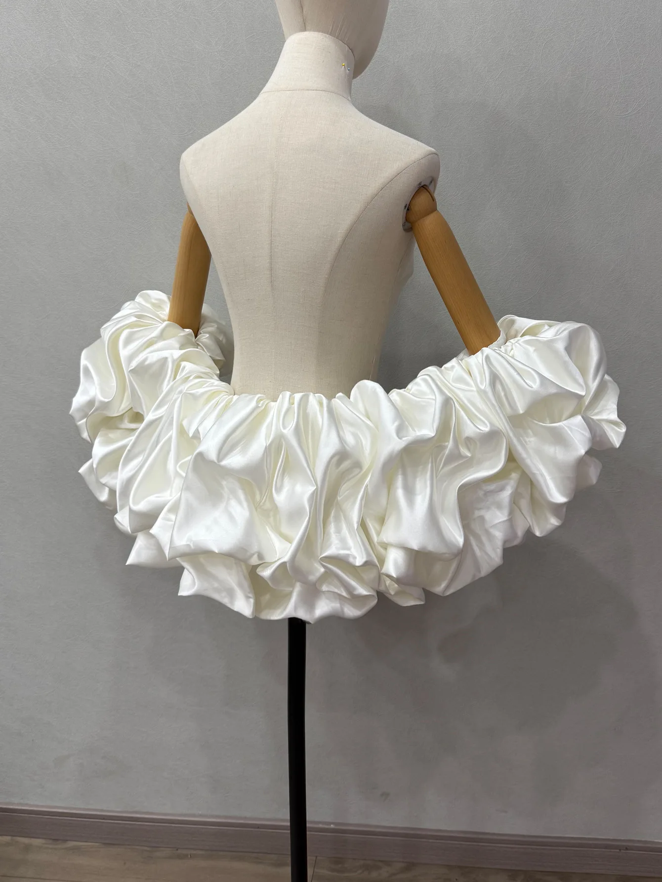 Ruffles Wedding Wraps Satin Bridal Boleros Formal Party Shrug Women Accessories Capes Special Occasion Shawls image 3