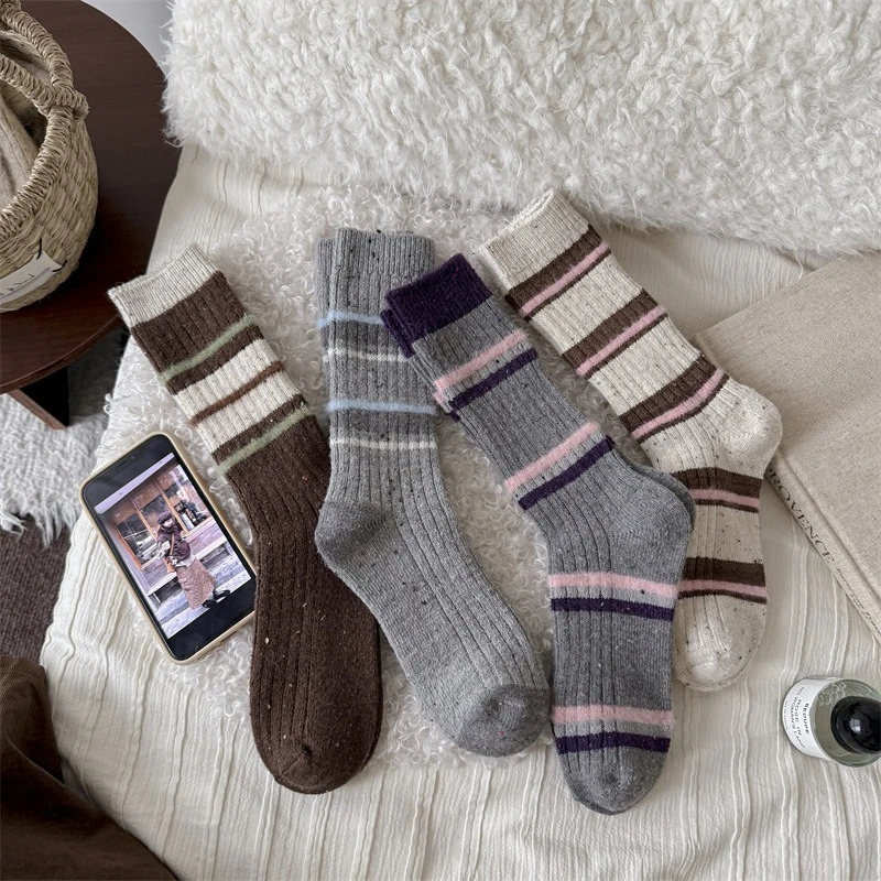 4 pairs of women's autumn winter thick  mid tube socks thick thread colorful warm sweat absorbing casual socks