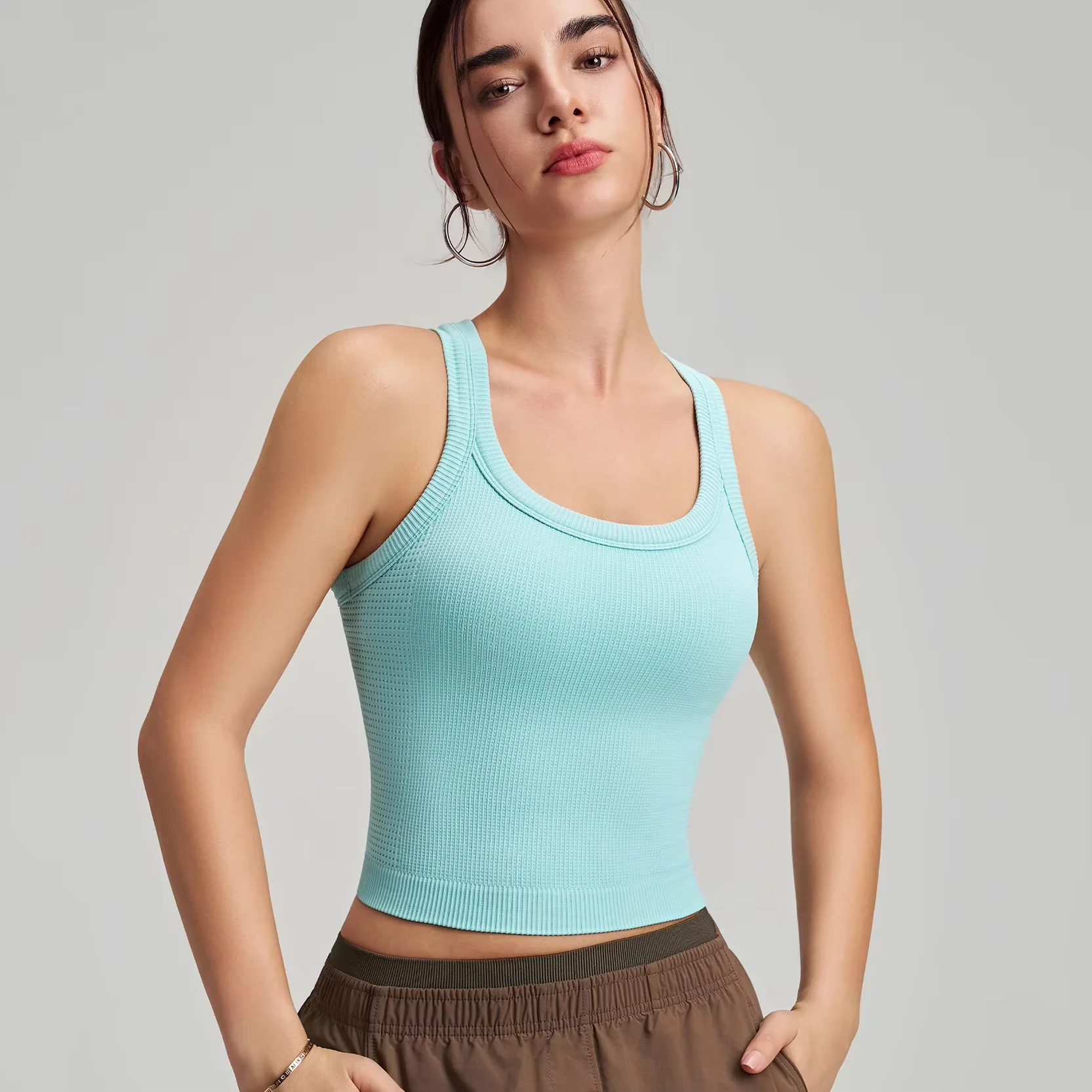Women's Lightweight Seamless Sports Bra Sexy Yoga & Running Fitness Tank Top with & Backless Design Breathable