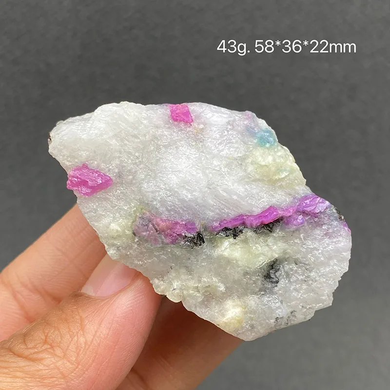 100%  Natural Myanmar ruby Mineral Specimens Stones and Crystals Healing Crystal