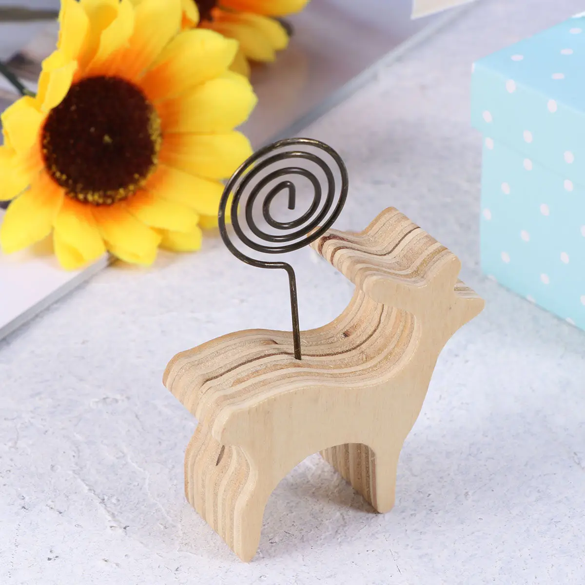 10pcs Wood & Metal Animal-Shaped Paper Clip Stands – Photo Holders for Desk, Office, Home, Party Decor – Beige