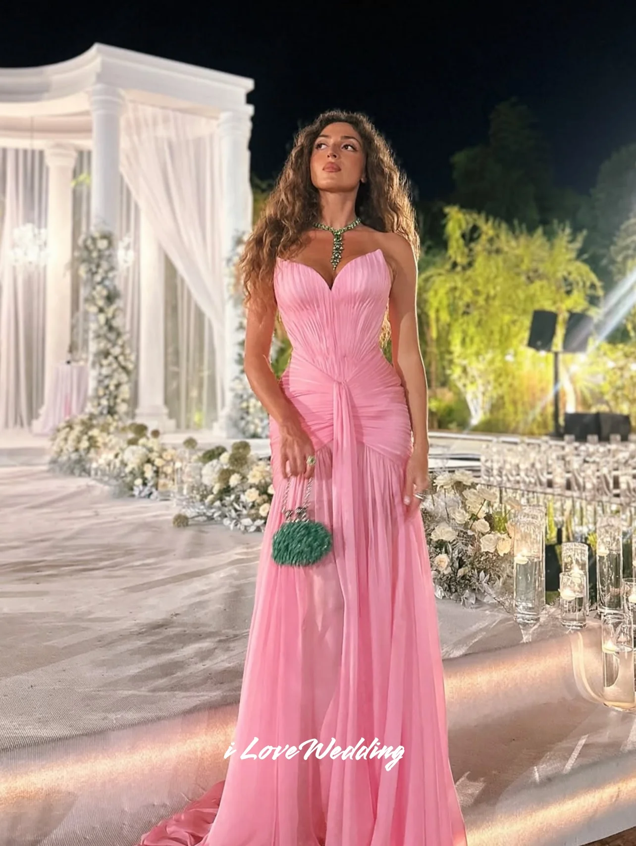 Розовые вечерние платья с v-образным вырезом 2025 года, без рукавов, с разрезом по бокам, с открытой спиной, со шлейфом, плиссированные свадебные платья по индивидуальному заказу