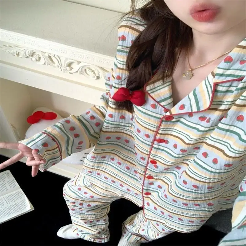 

Strawberryshape Women's Pajama Set Fashionable Home Clothes, Pajamas Women's Warm Winter Pajamas Cute and Soft Pajama Set Pj Set