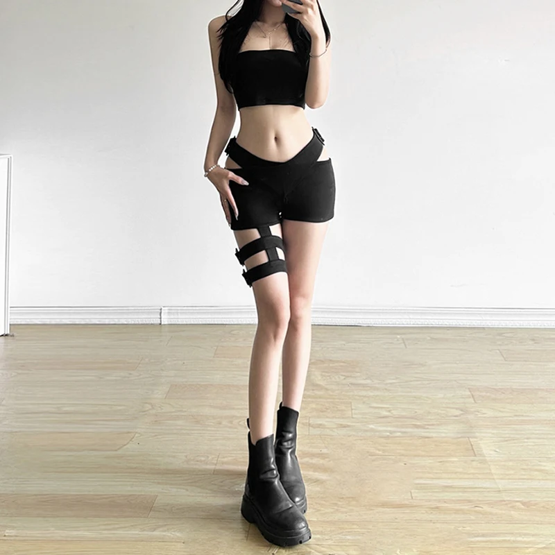 Omsj 2024 Sexy Bandage Shorts Punk Gothic Black Y 2K Hoge Taille Uitgeholde Asymmetrische Agent Shorts Mode Nachtclub Streetwear