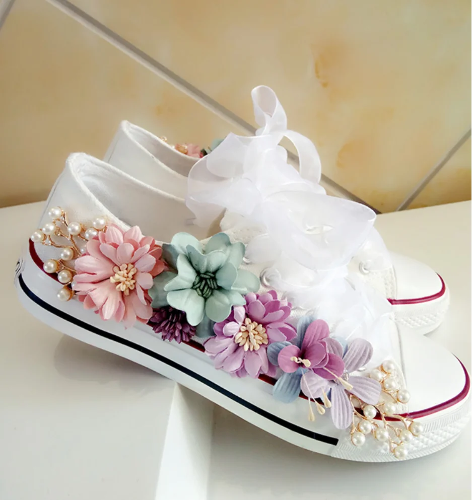 2023 New Korean Fantasy 7 Color DIY Flowers Vulcanized Shoes Pearl Hand-Made Designer Women\'s Rhinestone Platform Canvas Shoes