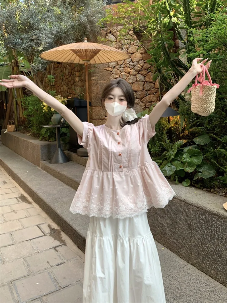 

Розовая женская летняя блузка из хлопка и льна с кружевом и уникальными рукавами-фонариками, красивая, маленькая, уникальная модель