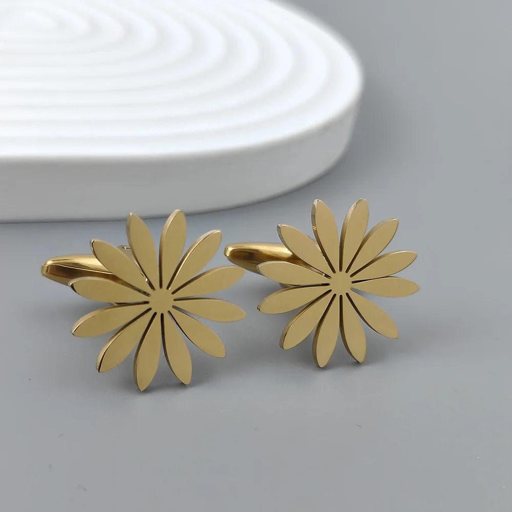 Unique 18K stainless steel gold-plated cufflinks: elegant daisy design, fashionable lapel pins, gifts for friends