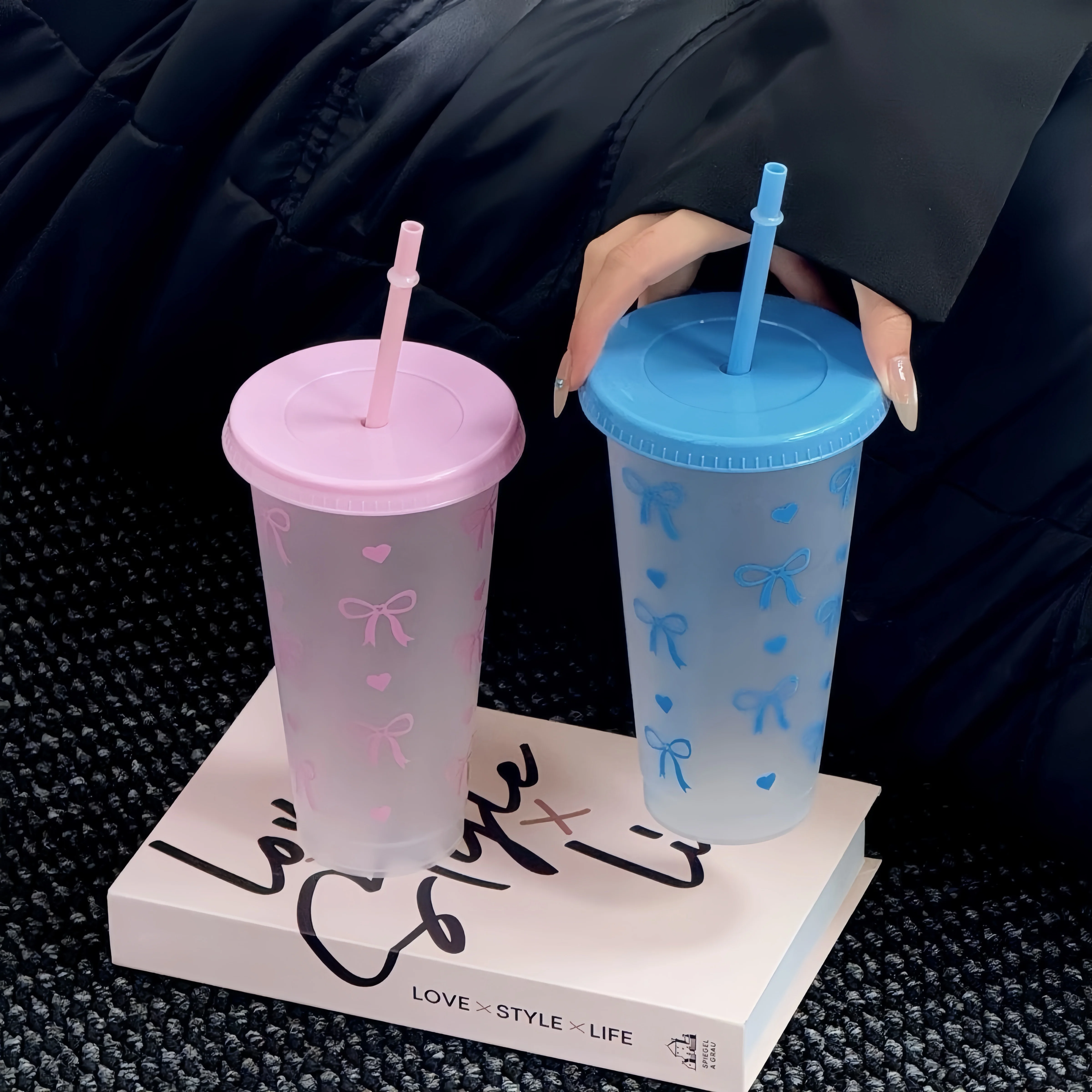 Tasse en plastique givré avec  - Training Cup Straw avis et prix