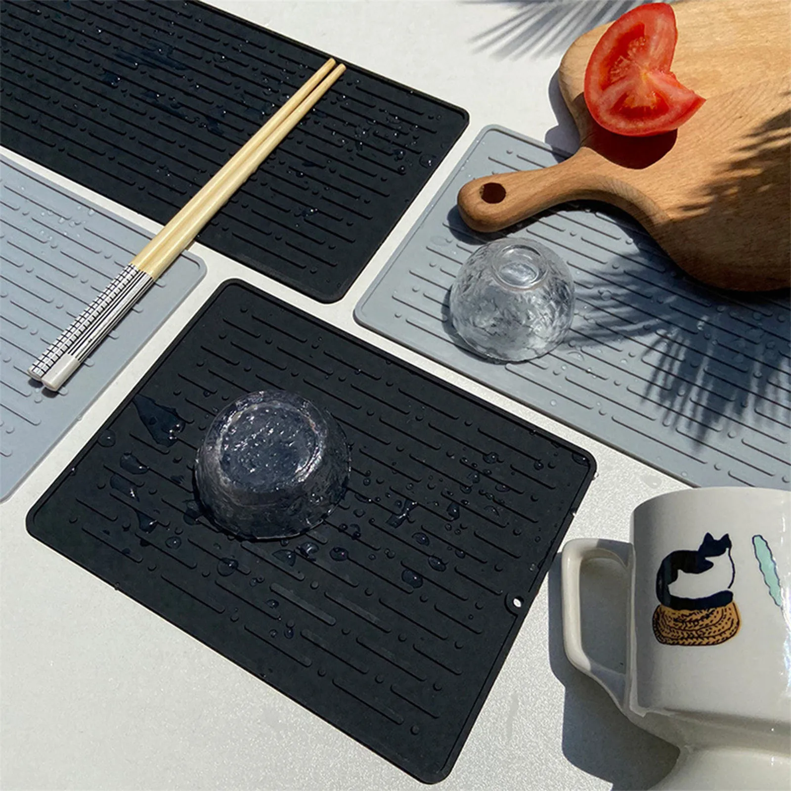 Silicone Dish Drying Mat Built in Drain Lip Hygienic Drying Pad Easy To Clean Tray Protects Surfaces Prevents Water Build Up