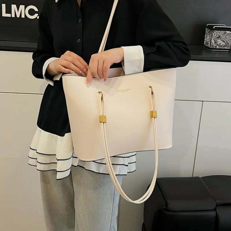 

2025 New High-end Luxury Brand Ladies Leather Shoulder Bag Famous Designer Paris Vintage Elegant​
