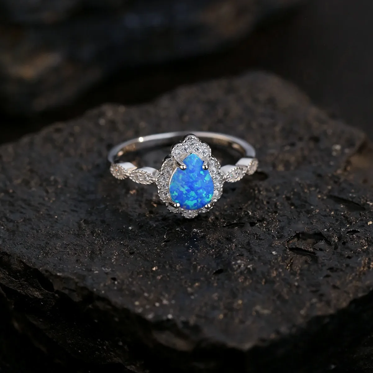 

2025 Hot selling S925 Silver Zirconia Blue Aobao Water Droplet Ring Fashion Ring for Women