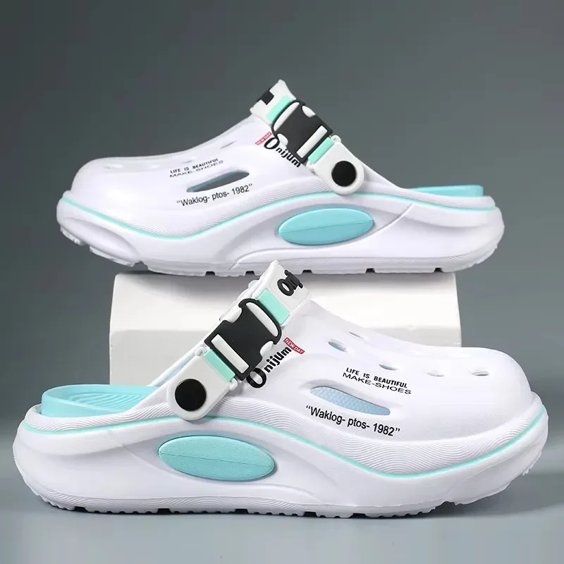 

New Classic Summer Clogs Men Slipper Breathable Garden Shoes EVA Outdoor Comforty Beach Slides Home Sandals Antiskid Slippers