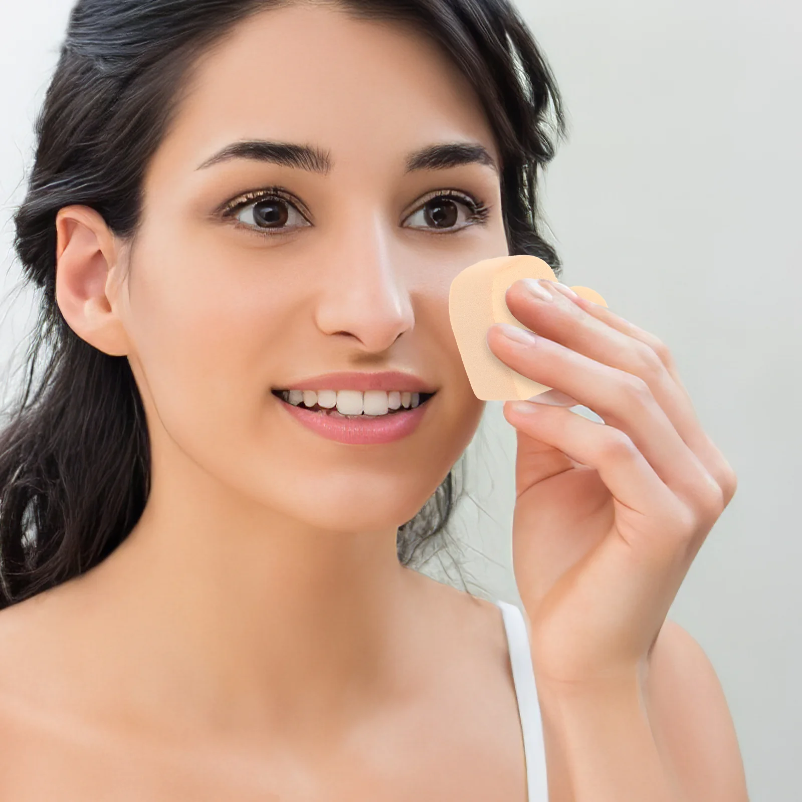 Éponges de maquillage en forme de cœur, 4 pièces, bouffantes de poudre douce, applicateur de mélange de fond de teint Compact pour femmes, ensemble d'outils de maquillage
