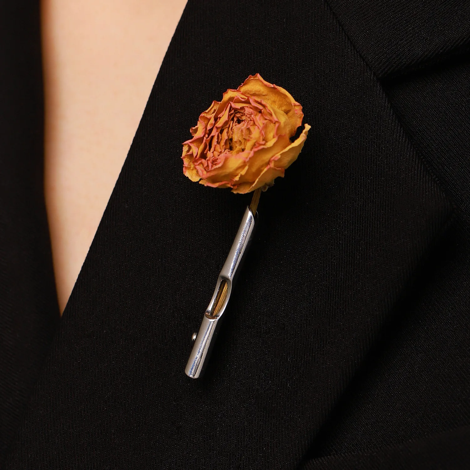 DIY Flower Insert Brooch for Women Men, Creative Vase Style Lapel Pin, Minimalist Hollow Out Brooch, Artistic Clothing Accessory