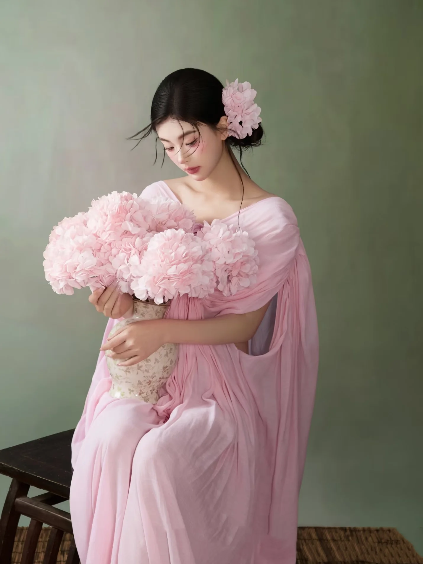 

Ele Chinese Sle Portrait Dr Studio Photoaphy Costume Retro Zen Feel Cool Tone Personal Artistic Photoaphy Outfit