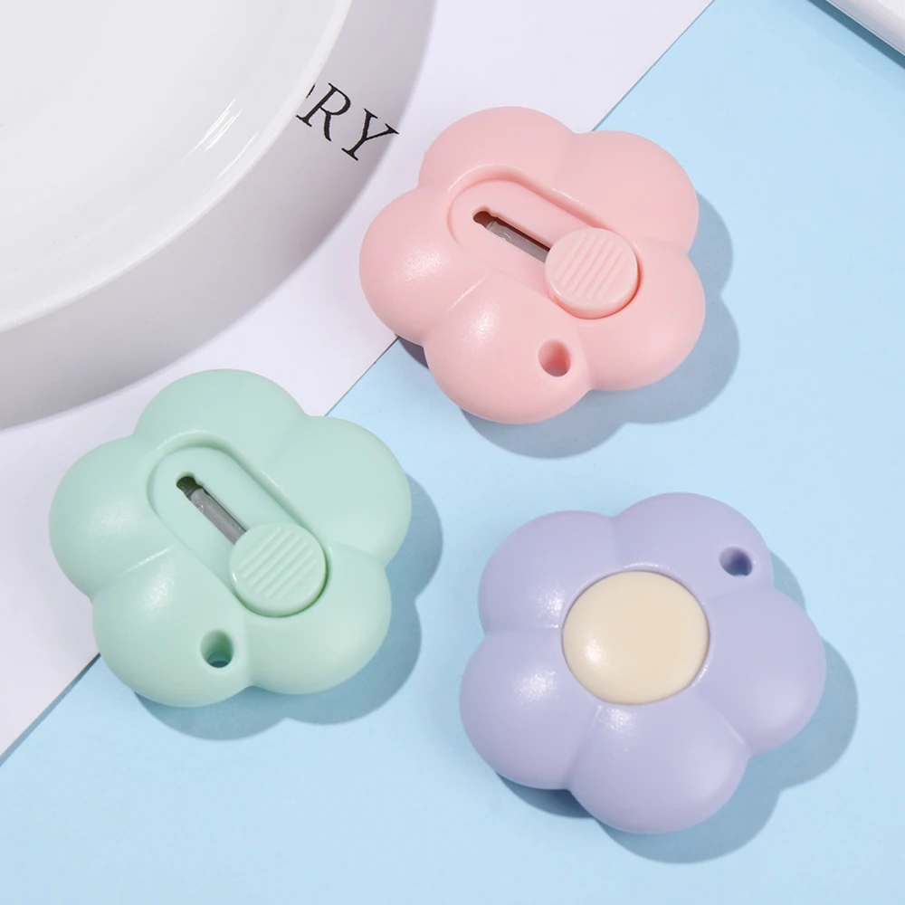 سكّين متعدّد الاستخدامات صغير لطيف صندوق القاطع قابل للسحب رسالة المحمولة الكرتون فتاحة ورقة المحمولة قطع أداة اللوازم المكتبية المدرسية #2