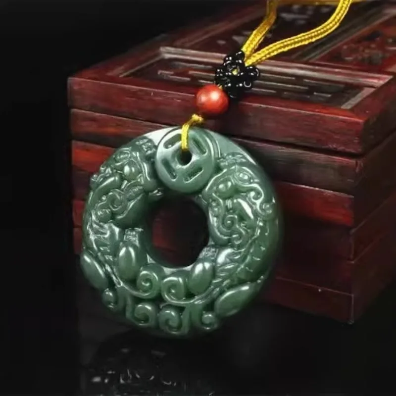 

New Natural Stone Pixiu Round Brand Jade Pendant, Fashionable and Versatile Ethnic Style Necklace