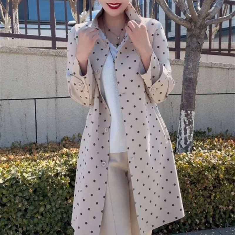 2026 Spring Autumn Windbreaker Outerwear New Women Trench Coat Fashion Wave Point Versatile Medium Long Coat Loose jacket tops