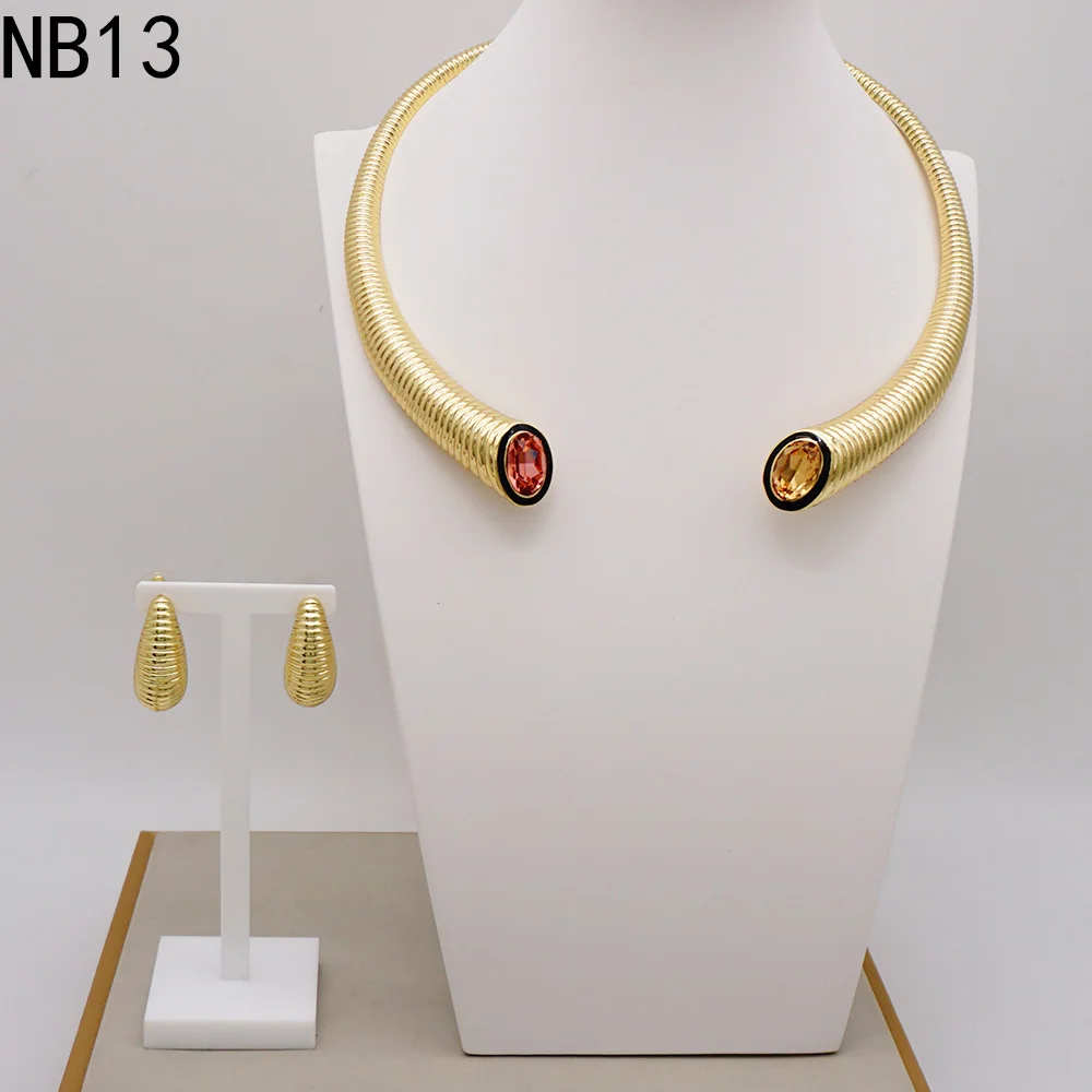 Fashion Jewelry Sets for Women Earrings And Necklace Set Stylish Accessory Combo for Women Elegant Jewelry Kit
