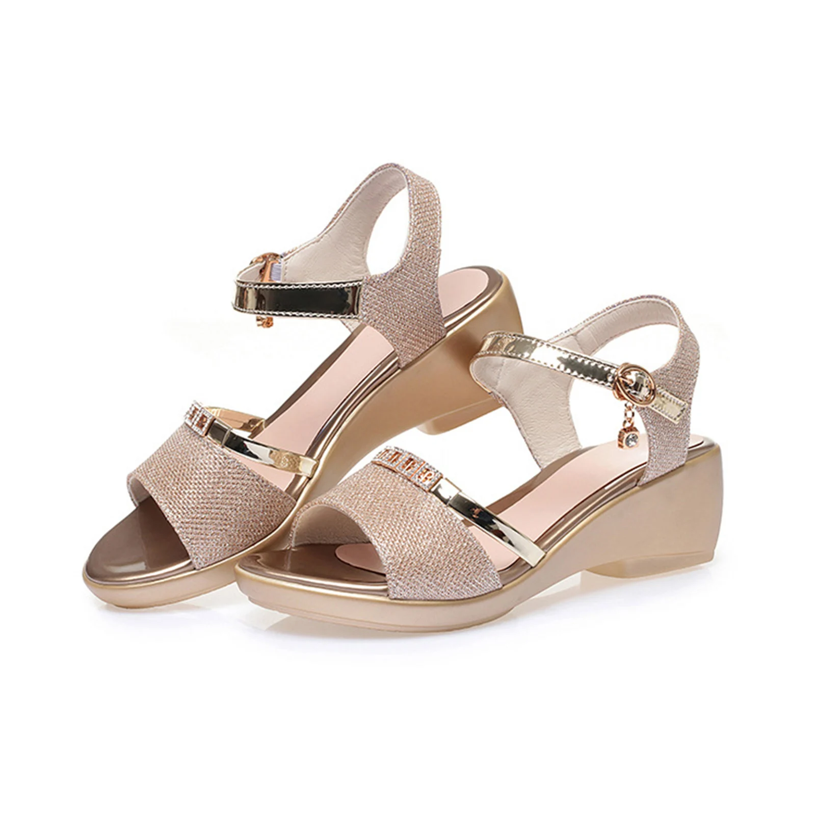 Ladies Strappy Metallic Sandal Casual Soft Non-slipped Sandals Suitable for Shopping Indoor Walking