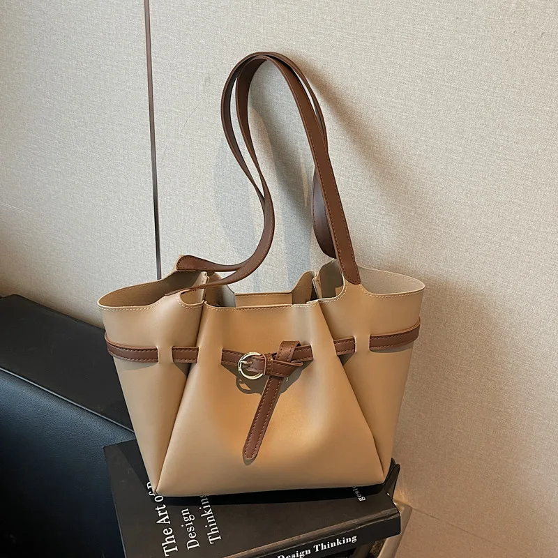 Tas Selempang Kotak 2025, Tas Ketiak Chic untuk Wanita, Tas Selempang Fashion, Tas Minimalis untuk Siang dan Malam, Tas Selempang Bertekstur