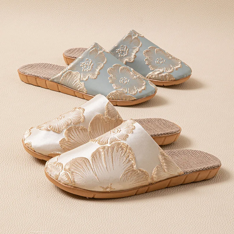 Chinese Style Indoor Flax Slippers For Women Men Autumn Winter House Shoes Soft EVA Sole Light Weight Couples Wedding Slipper