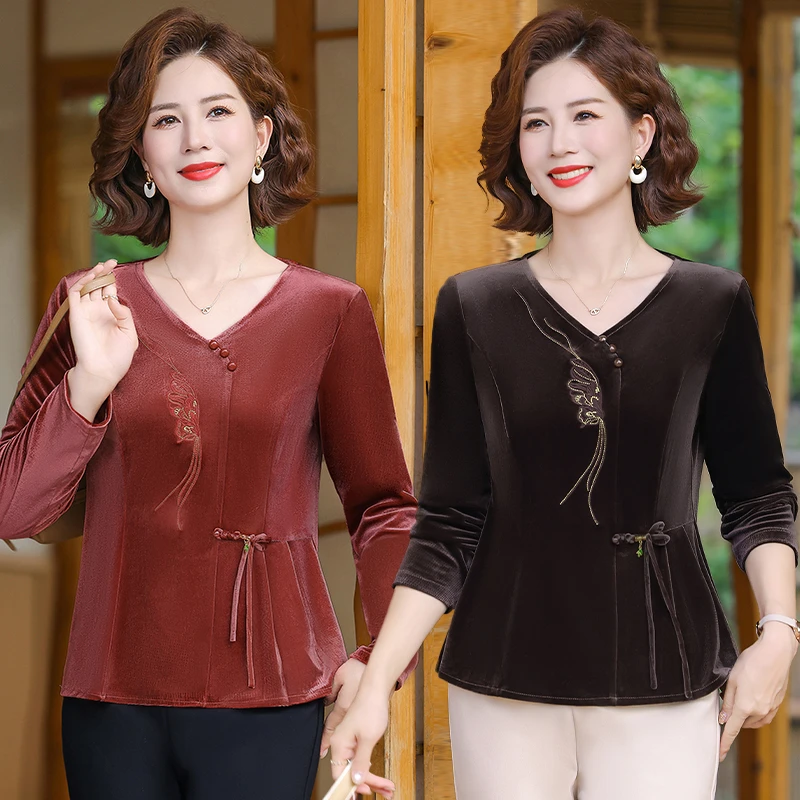 

New Mother Long-sleeved Shirt Fashionable embroidery Slim Ethnic Base Style Stretch Top