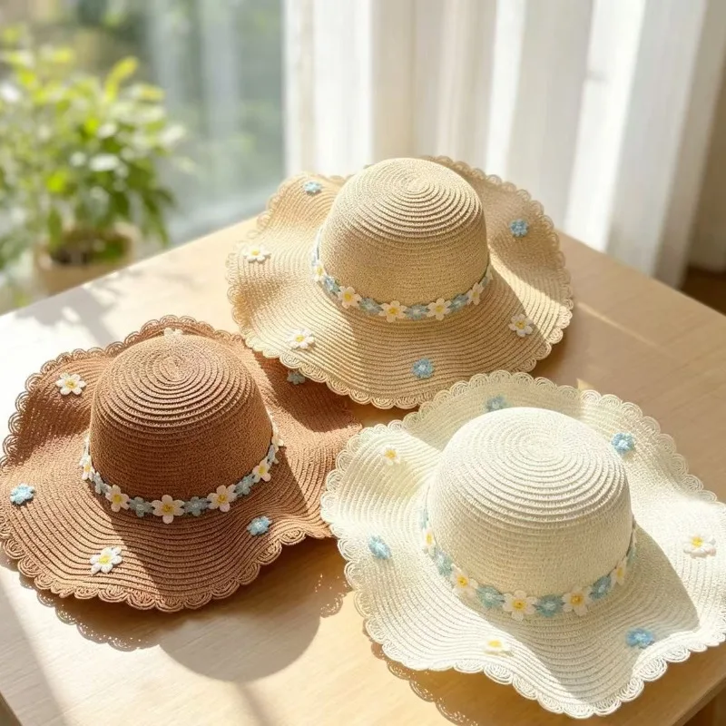 2026 Daisy Crescent Lace Wavy Wide Brim Straw Hat Women Vacation Sun Hat Slimming for Beach Outdoor Travel Daily Wear Party