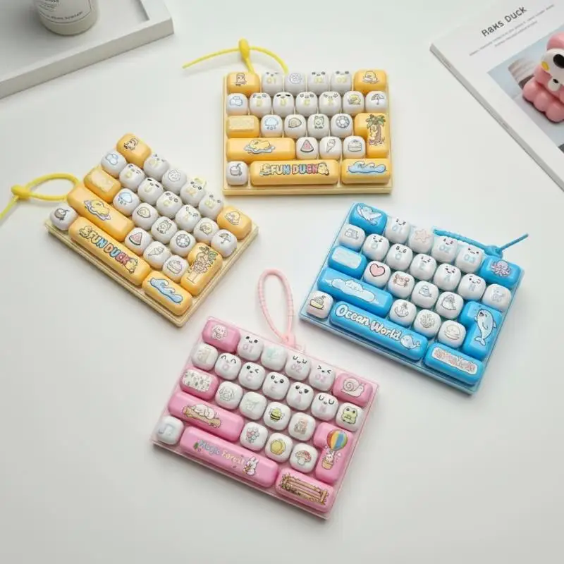 New 26 Key Keyboard Clicker Fidget Keychain Portable Keycap Button Stress Reliever Toy for Travel Long Trip Use