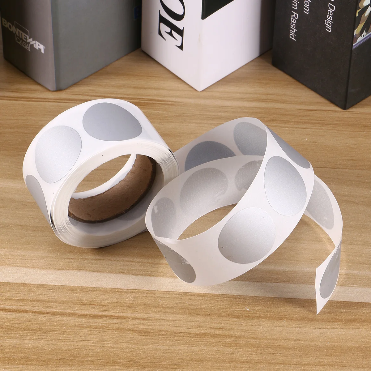 

Easily Removable Adhesive Stickers Round for Boxes Gifts Printable Name Tags Gift Wraps Decorative PVC Material