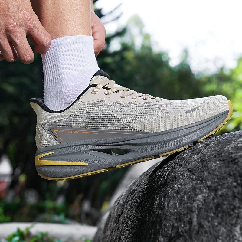 Summer Lightweight And Breathable Men'S Hiking Shoes Jogging Training Sports Shoes Fashionable Outdoor Anti Slip Casual Shoes