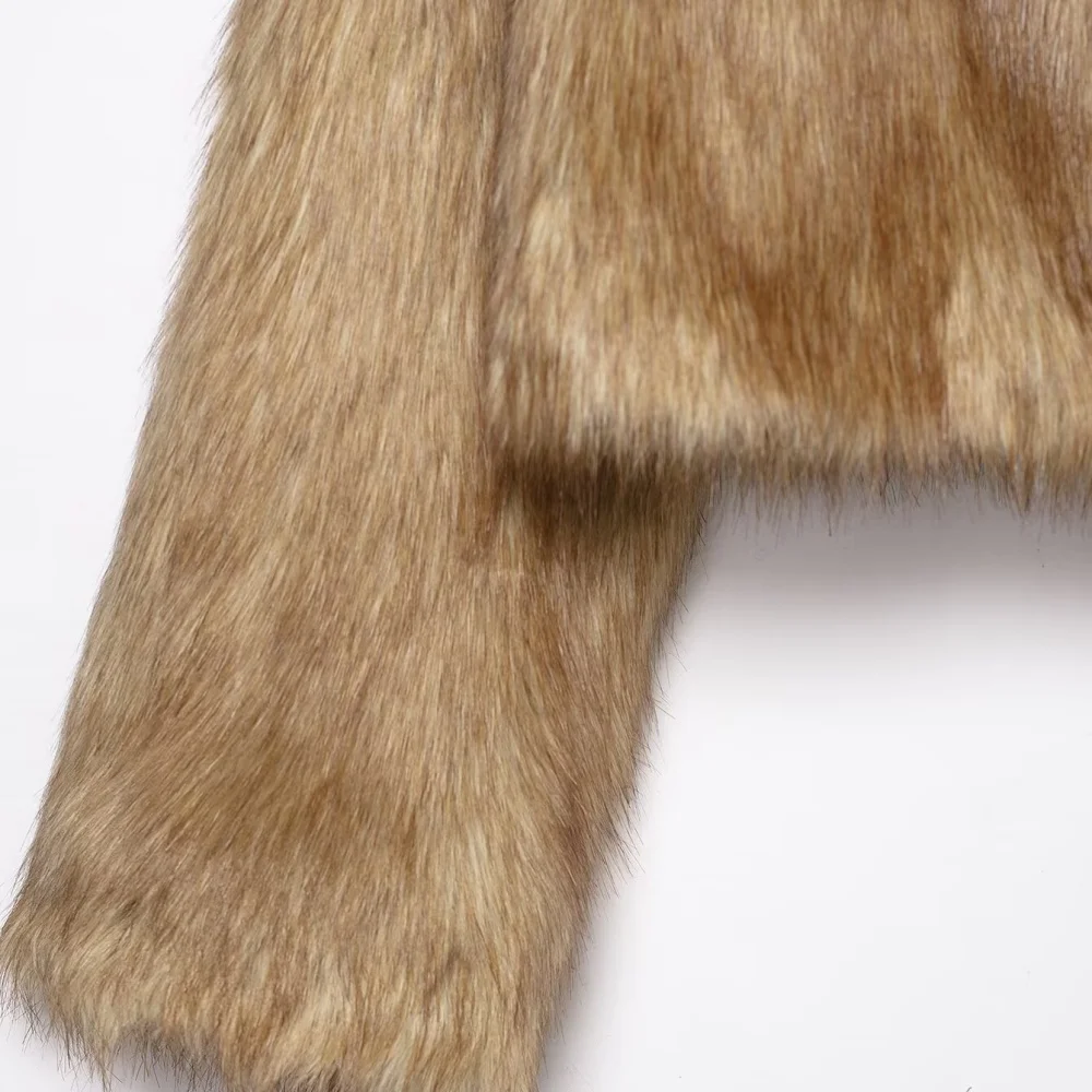 UNIZERA 2025 New Women's Wear Casual Fashion European and American Style Design Touching Fur Effect Short Coat