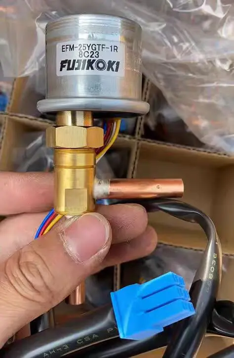 원래 Hisense Hitach 전자 팽창 밸브 17C87883A EFM-A0YPHS-11R에 적용 가능