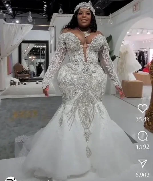 

Customized Off-shoulder High Quality Sequined Beading Handmade Long Trailing Luxury Wedding Dress 2025