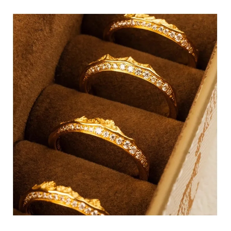 

Snow Mountain Series [Rizhao Jinshan] Mountain Peak Ring Inlaid with Artificial Small Round Diamonds High-value Couple Ring Ring