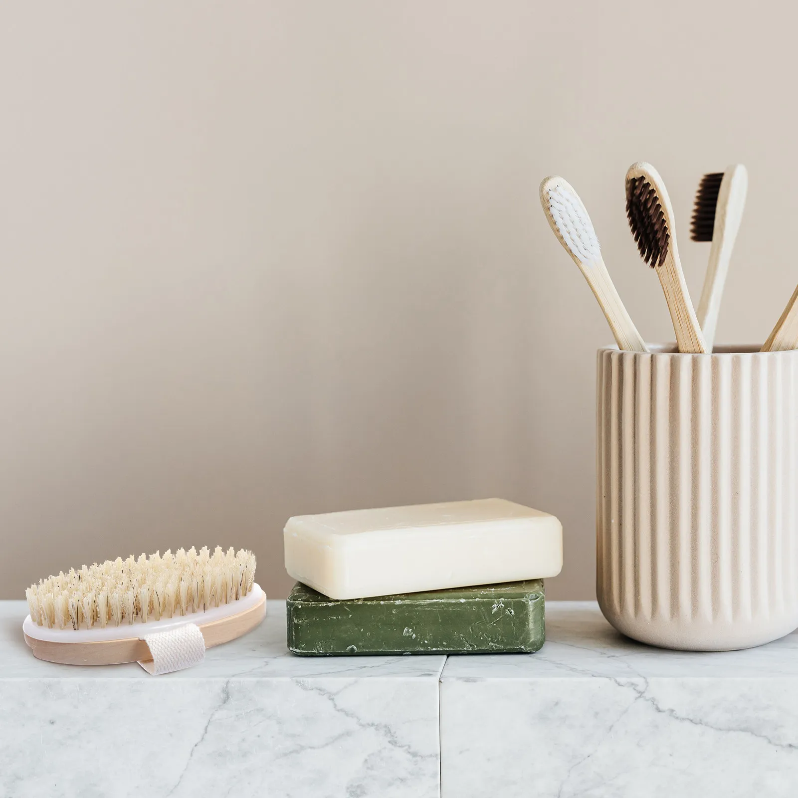 

Набор из 6 массажных щеток для тела: мягкие, удобные, для ежедневного использования, для душа и спа-процедур, отшелушивающие.