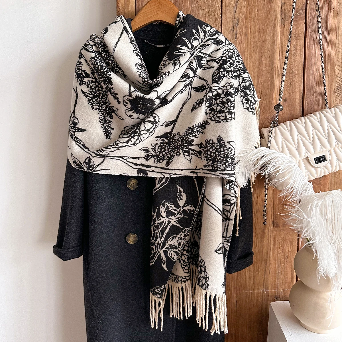 

2024, дизайнерская зимняя теплая кашемировая шаль, модный шарф, женский шейный платок, платки на голову из пашмины, женское пончо, бандана Echarpe