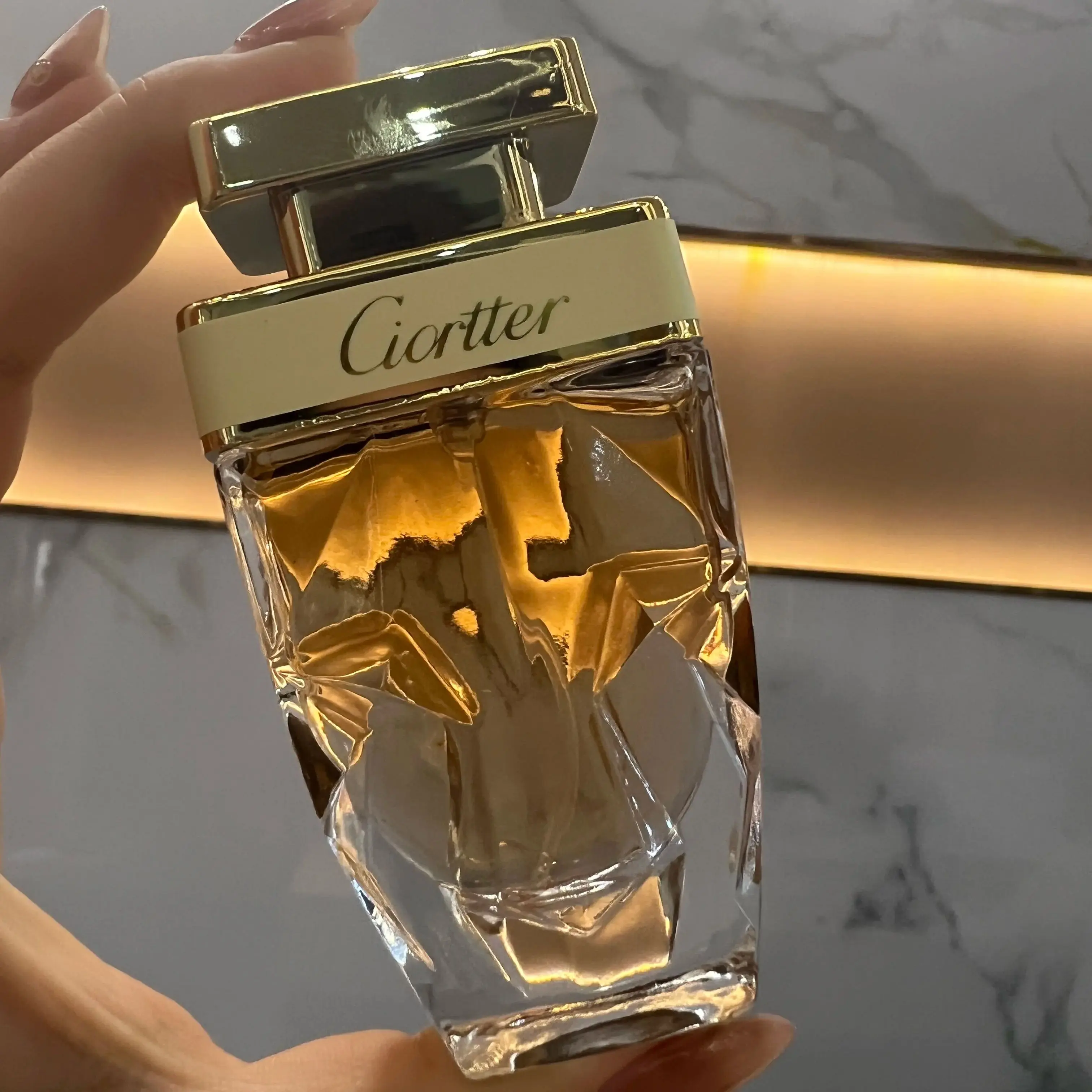 

Original Women's Perfumes Arabic Natural Body Spray Sexy Lady Perfume Long-lasting Elegant Charming Cologne Fragrance for Travel