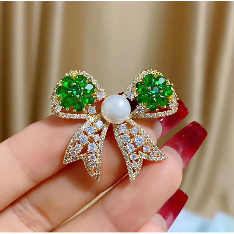 Fashion Green Bow Brooches Elegnat Freshwater Pearl Zircon Pin for Women Men Suit Female Dress Broches Pins Accessories Gifts